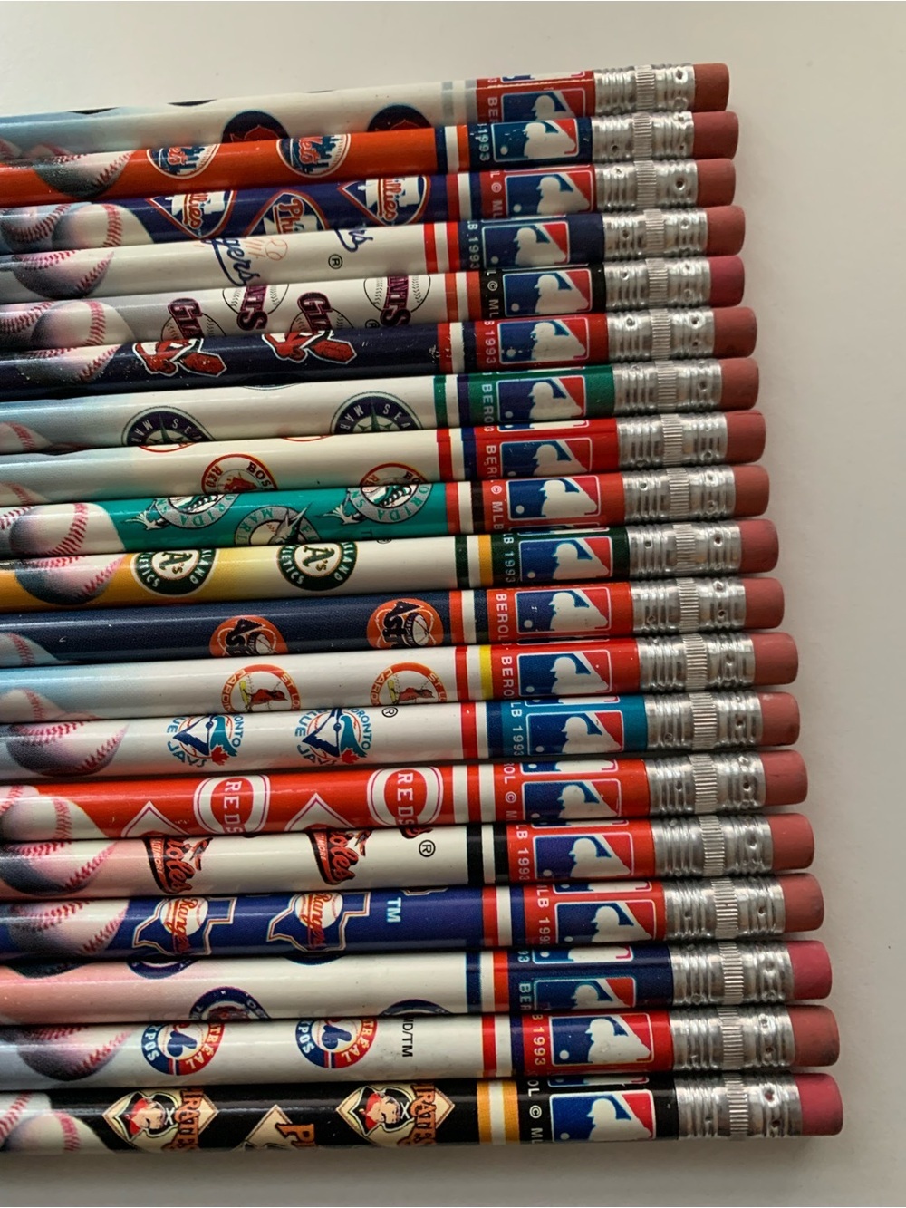 1993 MLB Major American League Baseball Team Logo Pencils Collection Set 19 - Picture 3 of 5